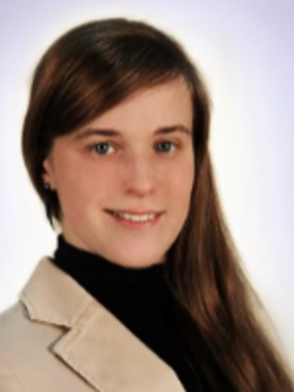  Regina Schlütter