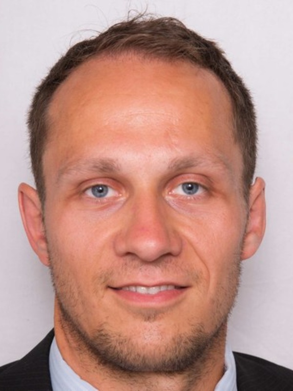  Robert Krakow